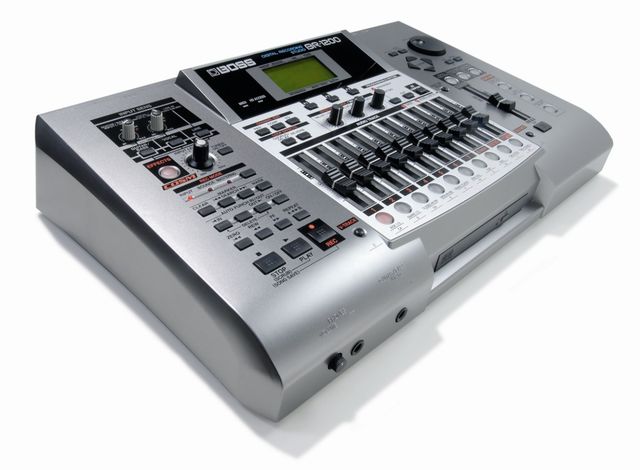 The BR-1200CD is great for a guitarist or songwriter looking for a powerful single machine.